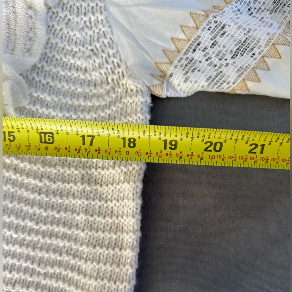 Anthropologie Sweater Size Large - Picture 8 of 10
